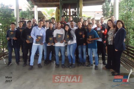 Grupo recebe estudantes do SENAI Osasco em suas instalações
